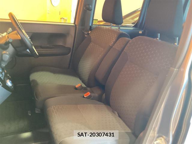 Toyota Pixis Mega 2017-08 8433709-10