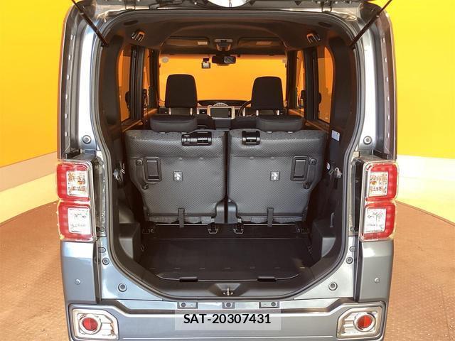 Toyota Pixis Mega 2017-08 8433709-13