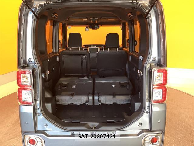 Toyota Pixis Mega 2017-08 8433709-14