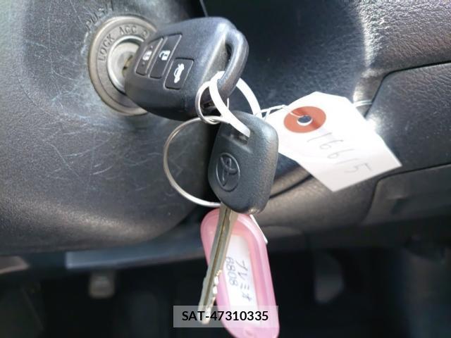 Toyota PREMIO 2017-07 8433918-14