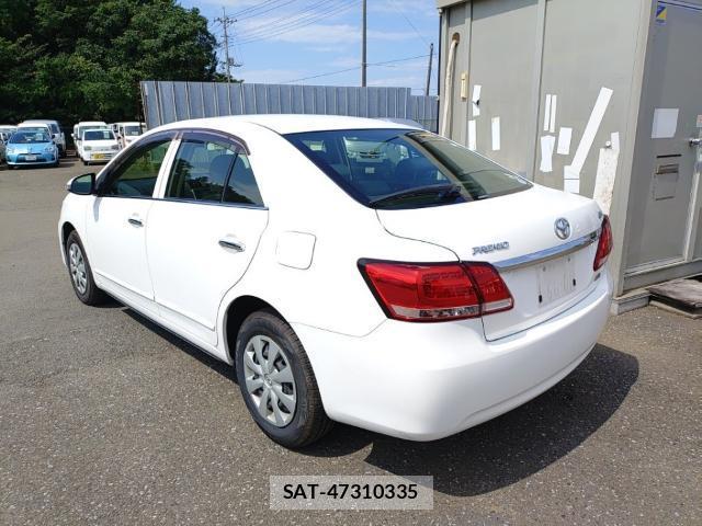 Toyota PREMIO 2017-07 8433918-5