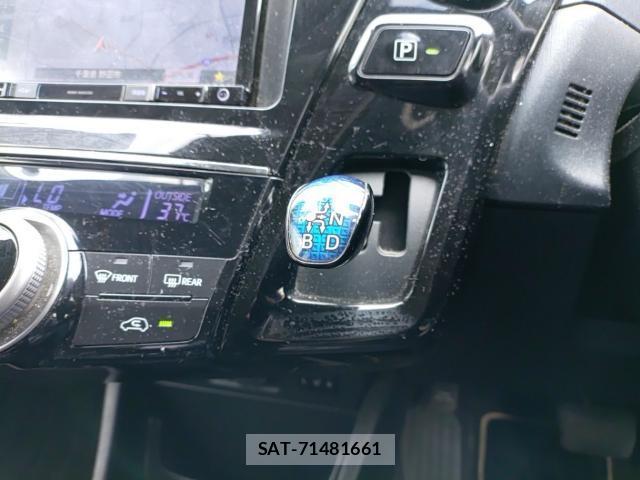 Toyota PRIUS ALPHA 2019-07 8433975-11