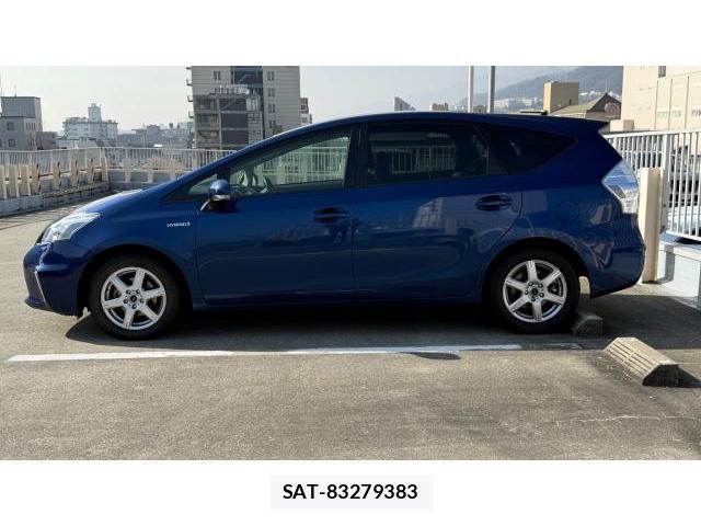 Toyota PRIUS ALPHA 2014 8434428-17