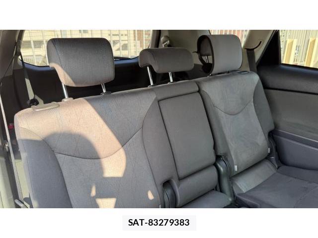 Toyota PRIUS ALPHA 2014 8434428-6