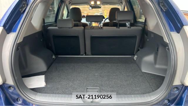 Toyota PRIUS ALPHA 2013-10 8434737-17