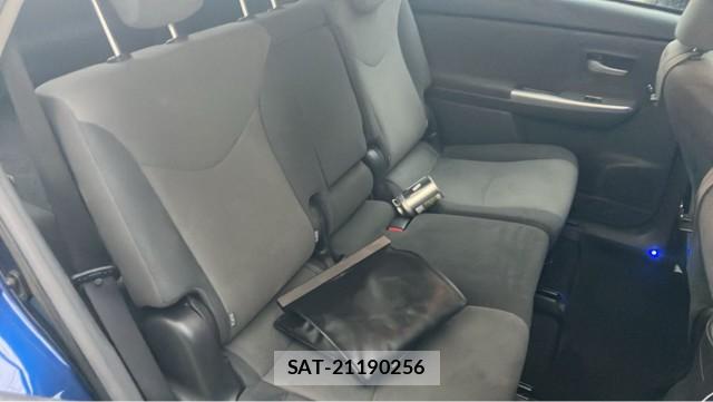 Toyota PRIUS ALPHA 2013-10 8434737-6