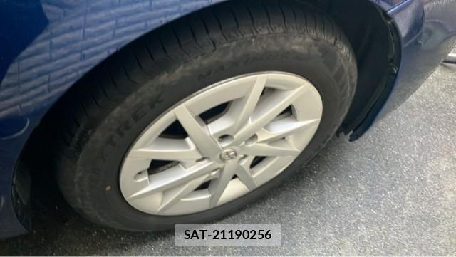 Toyota PRIUS ALPHA 2013-10 8434737-8