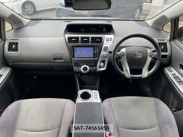 Toyota PRIUS ALPHA 2013-09 8435135-1