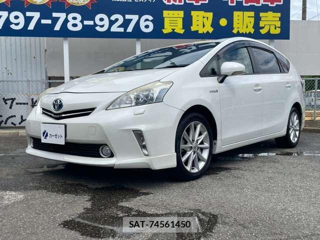 Toyota PRIUS ALPHA 2013-09 8435135-14