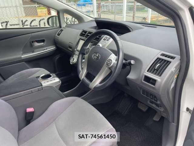 Toyota PRIUS ALPHA 2013-09 8435135-7