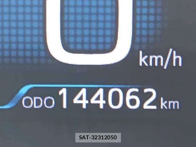 Toyota PRIUS 2017-01 8433920-9