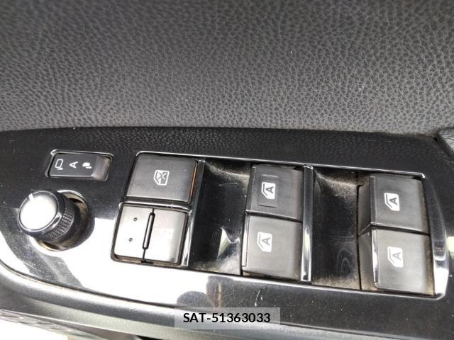 Toyota PRIUS 2016-02 8433921-13