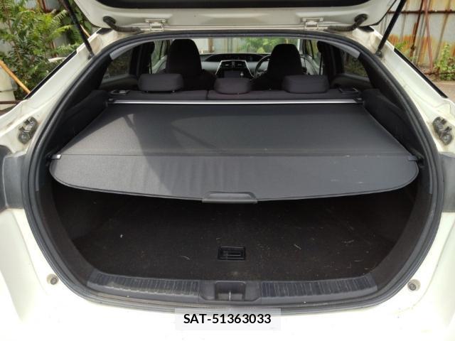 Toyota PRIUS 2016-02 8433921-7