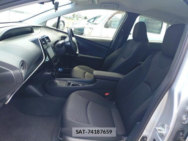 Toyota PRIUS 2021-05 8433967-15