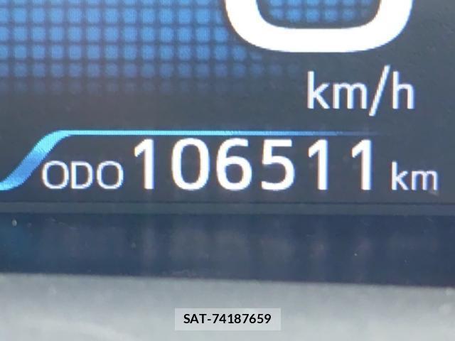 Toyota PRIUS 2021-05 8433967-9