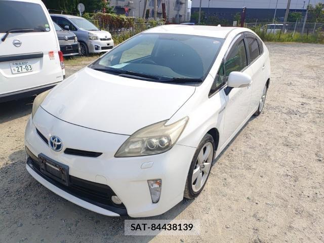 Toyota PRIUS 2013-07 8434182-0