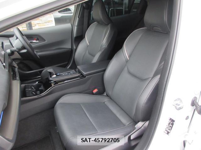 Toyota PRIUS 2024-10 8434286-14