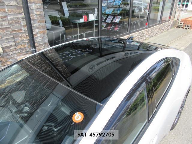 Toyota PRIUS 2024-10 8434286-8