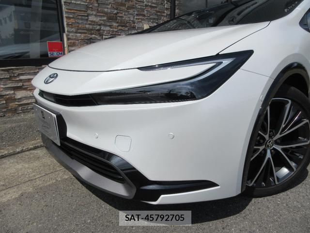 Toyota PRIUS 2024-10 8434286-9