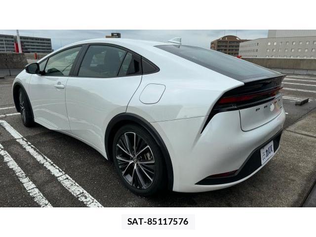 Toyota PRIUS 2023 8434304-18