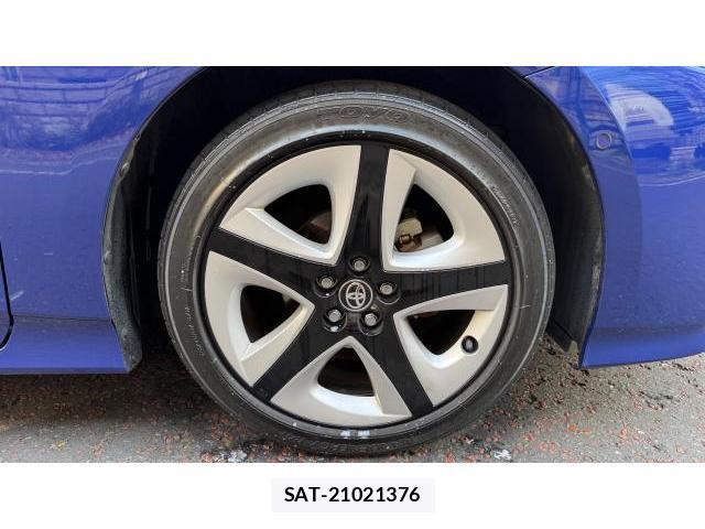 Toyota PRIUS 2016 8434348-7