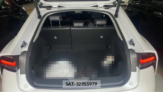 Toyota PRIUS 2026-02 8434672-17