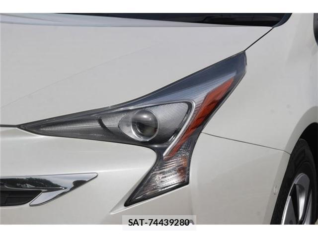 Toyota PRIUS 2016-03 8434939-18