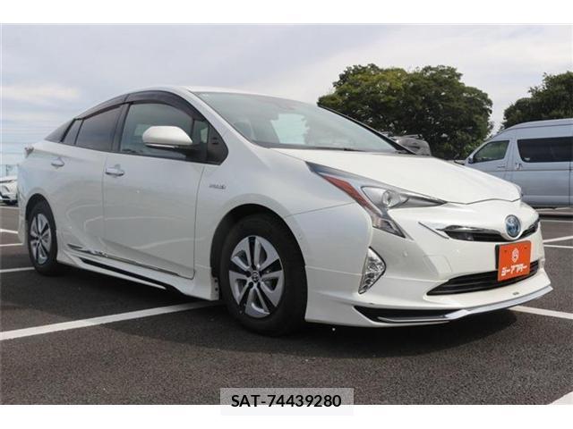 Toyota PRIUS 2016-03 8434939-7