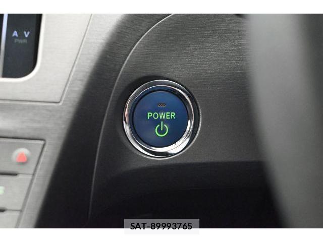 Toyota PRIUS 2013-06 8435096-18