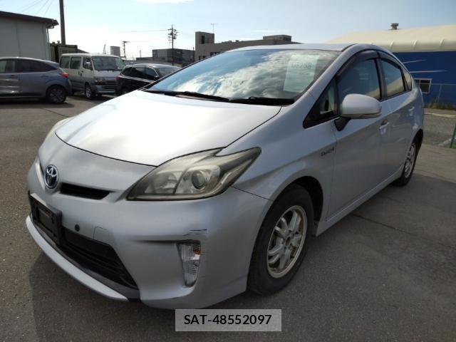 Toyota PRIUS 2013-07 8435256-0