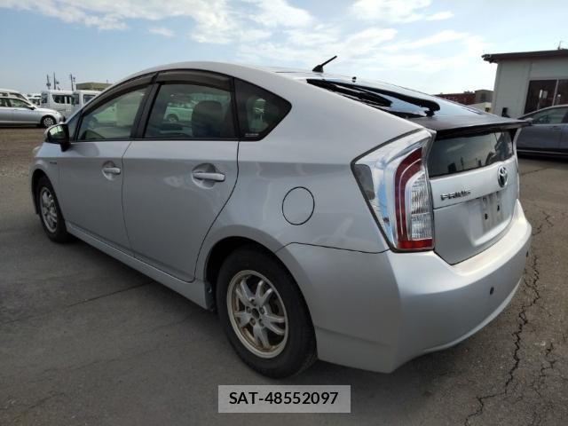 Toyota PRIUS 2013-07 8435256-5