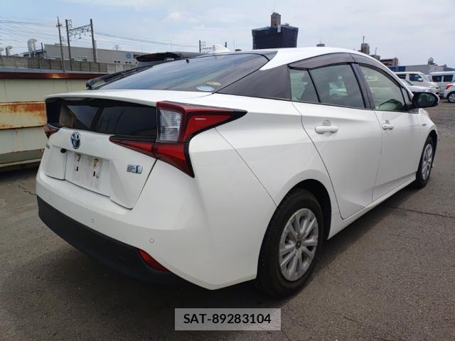 Toyota PRIUS 2019-08 8435273-4