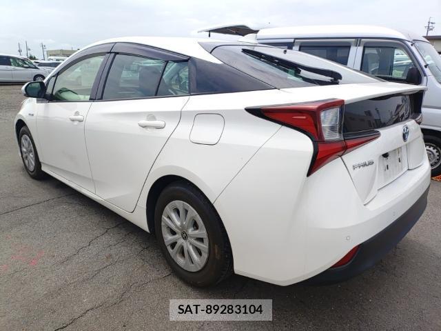 Toyota PRIUS 2019-08 8435273-5
