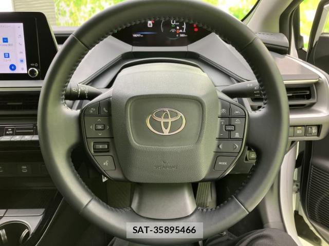 Toyota PRIUS 2023-07 8435288-14