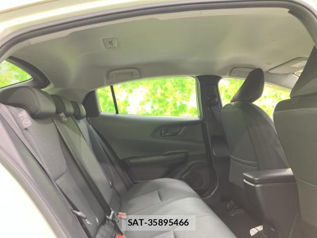 Toyota PRIUS 2023-07 8435288-4