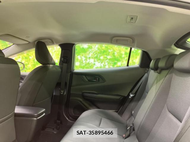 Toyota PRIUS 2023-07 8435288-6
