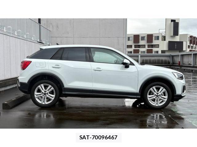 Audi Q2 2025 8434607-2