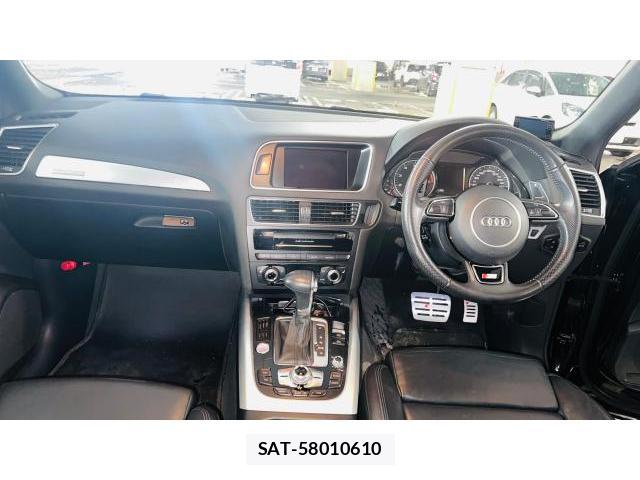 Audi Q5 2012-11 8434324-13