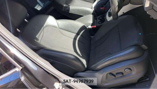 Audi Q5 2010-10 8434717-5