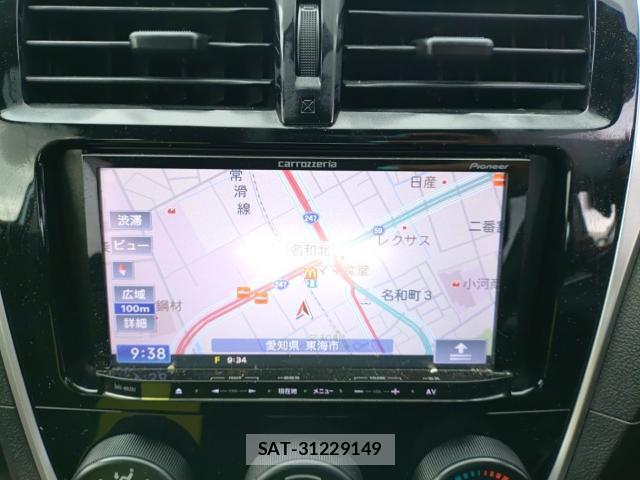 Toyota RACTIS 2015-08 8435266-10