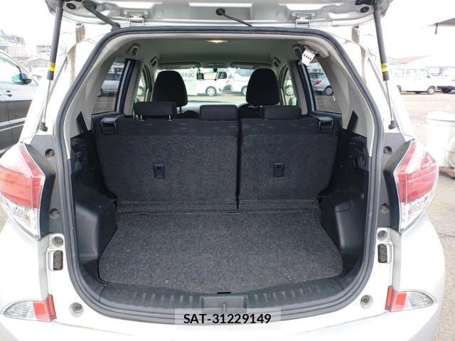 Toyota RACTIS 2015-08 8435266-7