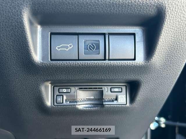 Toyota RAV4 2026-07 8434124-11