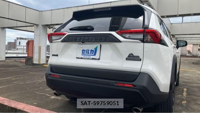 Toyota RAV4 2024-09 8434700-1