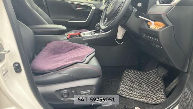 Toyota RAV4 2024-09 8434700-5