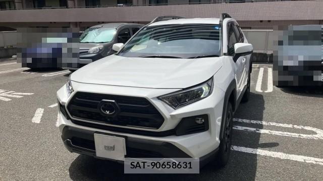 Toyota RAV4 2022-05 8434704-0