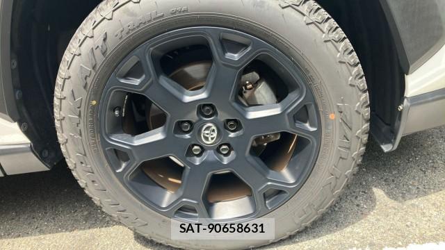 Toyota RAV4 2022-05 8434704-8