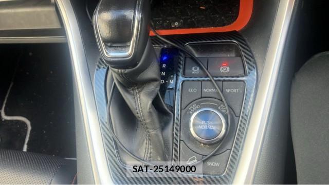 Toyota RAV4 2020-03 8434735-14