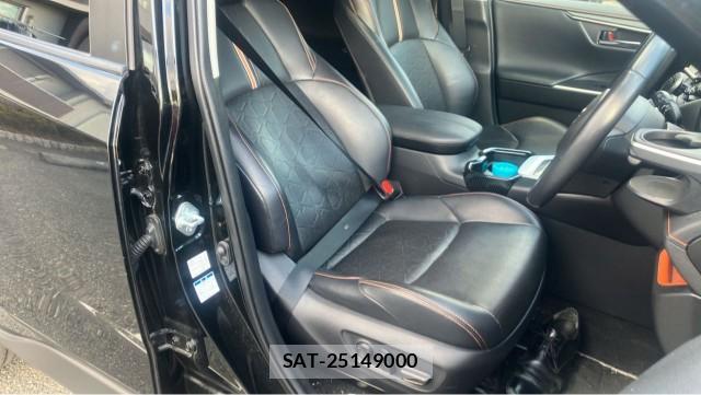 Toyota RAV4 2020-03 8434735-5