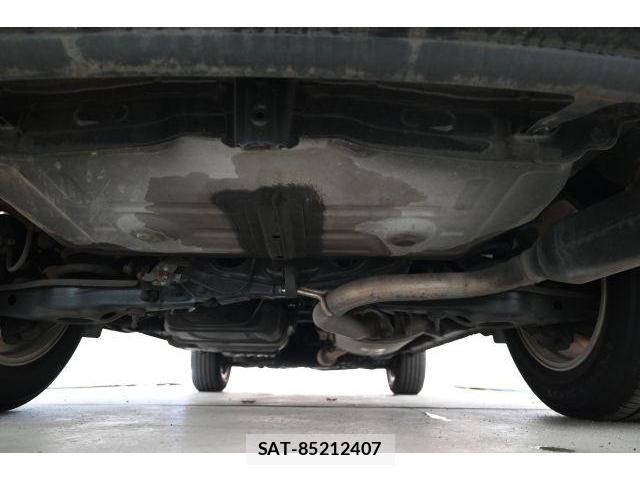 Toyota RAV4 2008-10 8435093-12