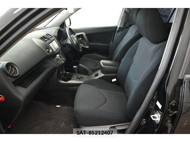 Toyota RAV4 2008-10 8435093-7